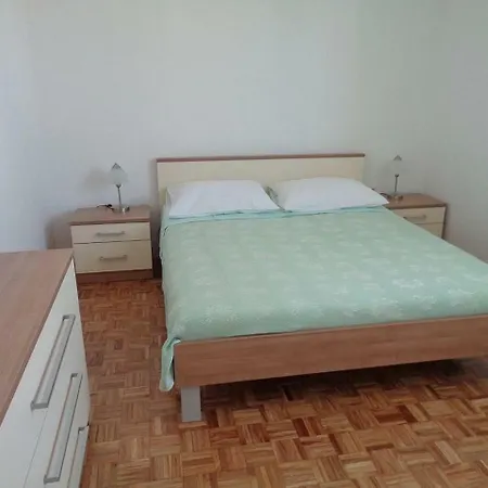 Holiday home House And Apt. In Istrien 35009 *
